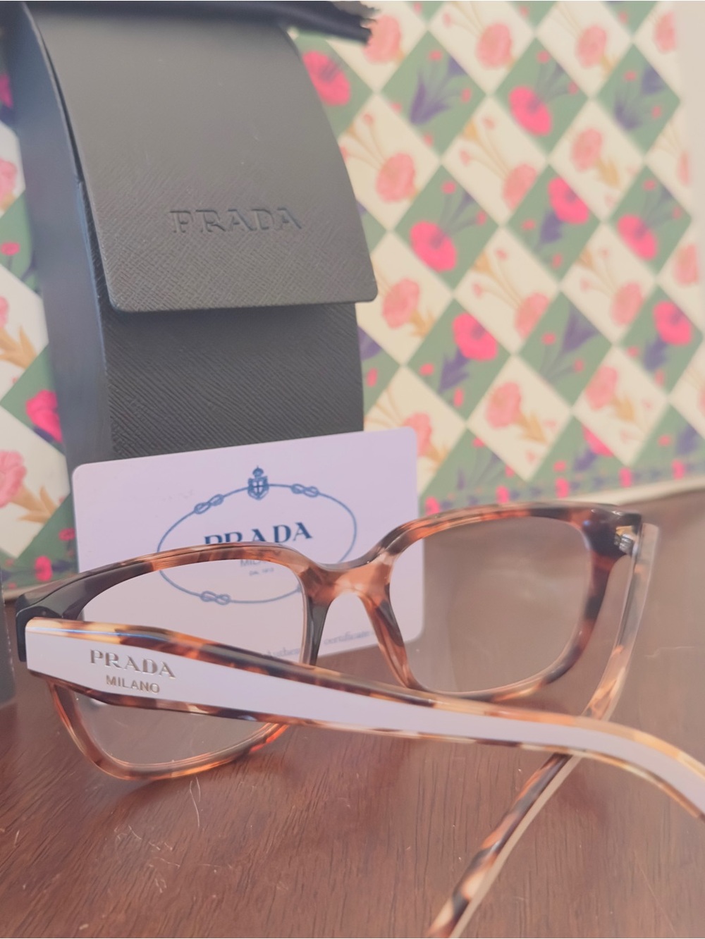 Prada Tortoiseshell Frame with pink Temples
